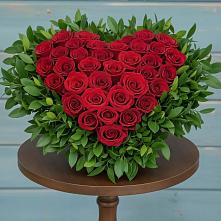 Цветочная композиция из Розы в виде сердца в Скоропусковском