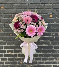Букет цветов из:  Герберы и Хризантемы в Скоропусковском