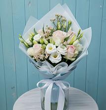 Букет цветов из:  Розы и Лизиантусы в Скоропусковском