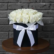 Цветочная композиция из Розы в шляпной коробке в Скоропусковском